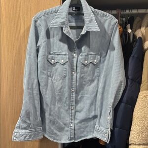 Striped Button-Up Shirt topples denim